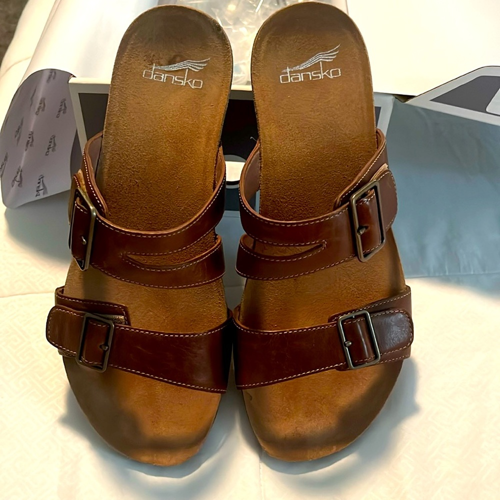 New In Box Dansko Sandals